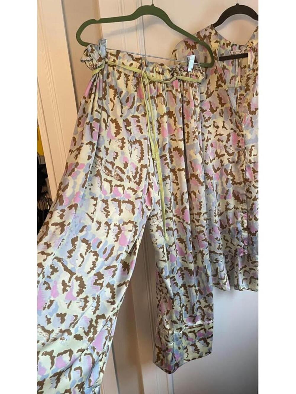 Free people soft lime goddess lounge set Large - Picture 2 of 5